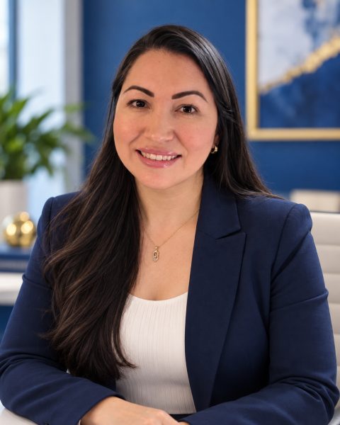 Beatriz, Insurance Agent